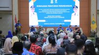 Sekda Kota Tangerang Membuka Kegiatan Sosialisasi Perundangan bagi PPAT/PPATS/ Notaris/Pejabat Lelang. Sekda Kota Tangerang Membuka Kegiatan Sosialisasi Perundangan bagi PPAT/PPATS/ Notaris/Pejabat Lelang.