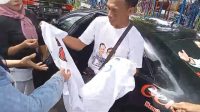Bolone Mase Banten Bagikan Kaos Dalam Kampanye Prabowo-Gibran di Kota Tangerang.