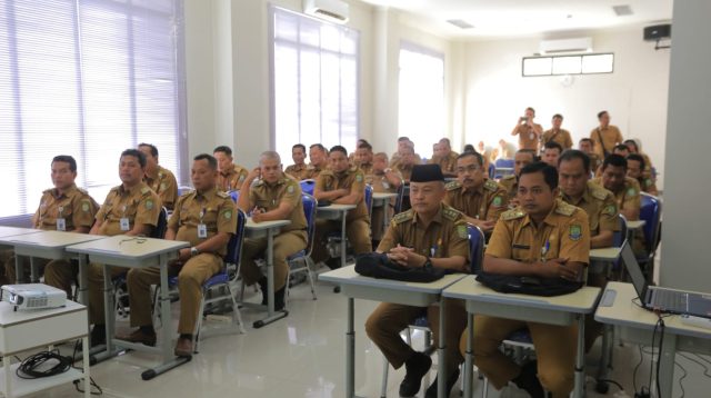 Lurah Se-Kota Tangerang Mengikuti Diklat Pertanahan.