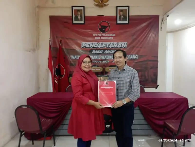 Rakhmansyah Mantan ASN Pemkot Tangerang Ambil Formulir Bakal Calon Walikota Tangerang.