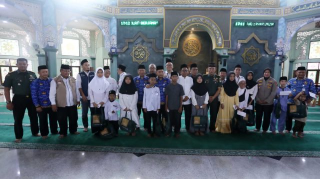 Tutup Festival Al-A'zhom, Pemkot Tangerang Menyantuni 1446 Anak Yatim.