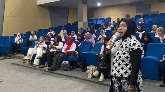 Disbudpar Kota Tangerang Gelar Peningkatan Kompetensi Pelaku Ekonomi Kreatif Bidang Fashion.