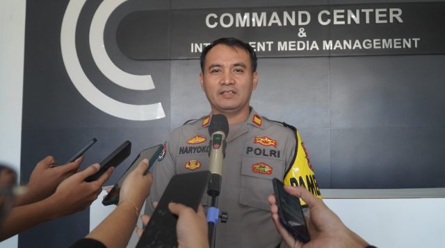 Polrestabes Surabaya Amankan Pemuda Anggota Genk Antagonis.