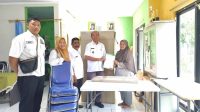 Camat Cibodas: Mebeulair untuk Posyandu Meningkatkan Pelayanan Kesehatan Masyarakat.