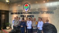 Kapolres Metro Tangerang Kota Terima Penghargaan dari Kementerian Desa dan PDT.