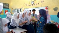 Satu Tahun Zakiyah–Najib, 3.118 Siswa dan 253 Guru Terima Beasiswa